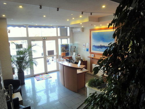 Centre Hotel 3*